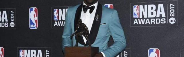 天博中国-勇士防守效率领跑全联盟 追梦格林DPOY有戏？